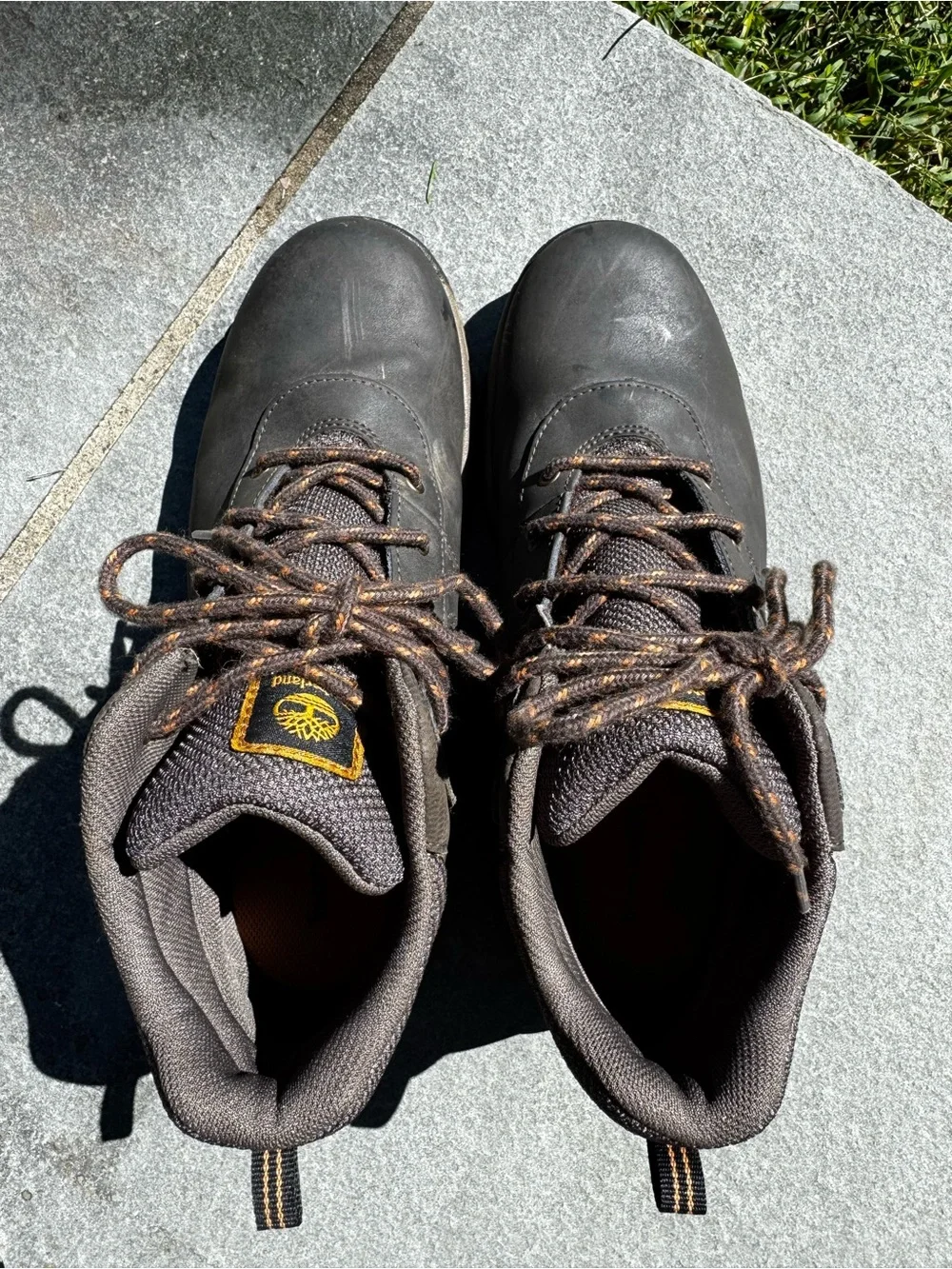 Timberland Kids' Mt. Maddsen Mid Waterproof Hiking Boots size 5.5 Boys